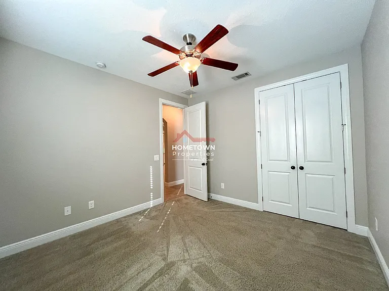 1467 W Shores Blvd — Photo 31