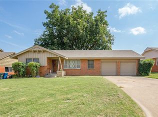 228 Bluebird Dr, Midwest City, OK 73110