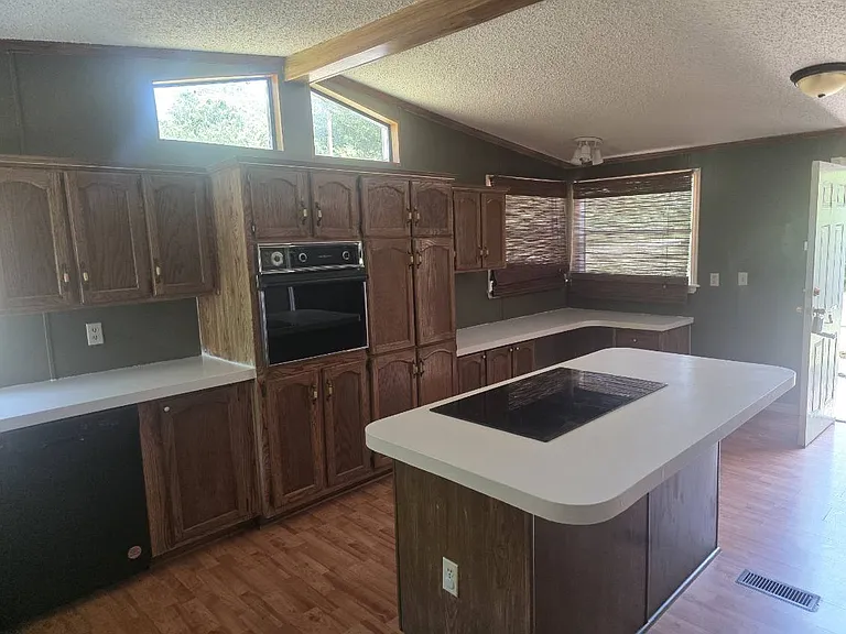 292 Family Acres Dr — Photo 9