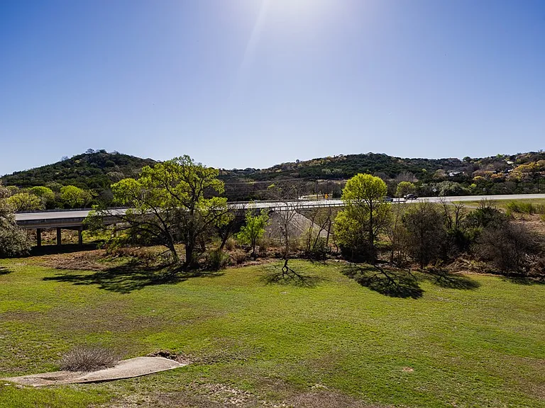 805 Loop 534 — Photo 30
