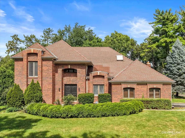615 E Bailey Rd, Naperville, IL 60565
