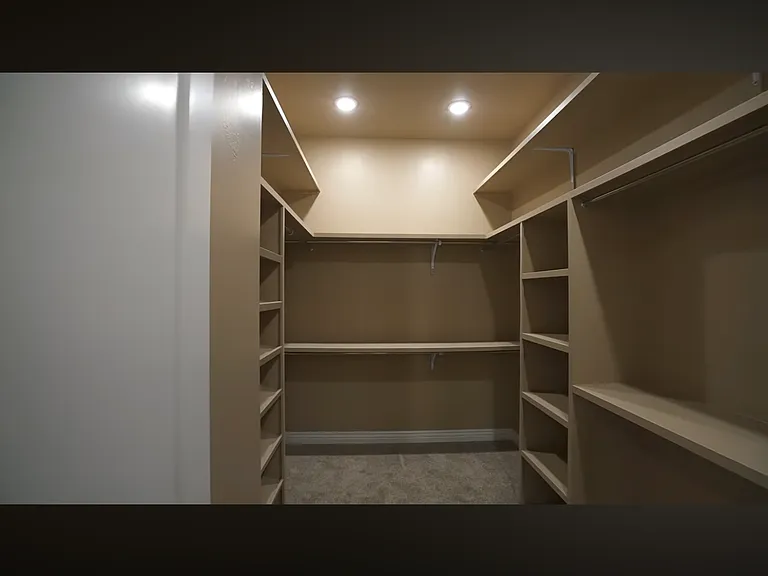 2420 Tierra Lejana Pl — Photo 12