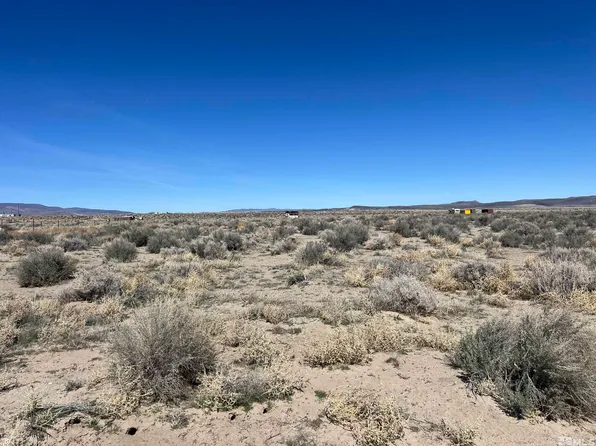 4210 E 9th St, Silver Springs, NV 89429