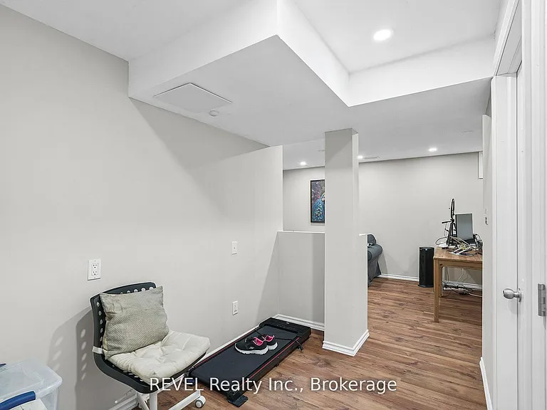 65 Dorchester Blvd #80 — Photo 21