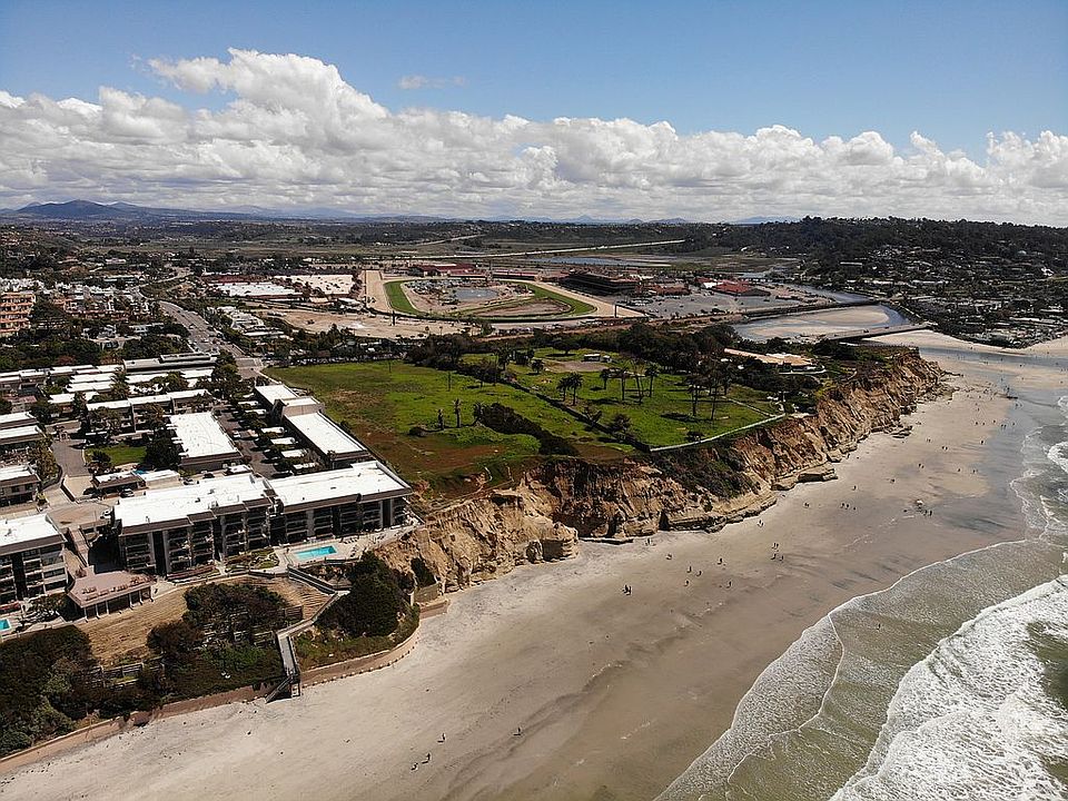 2nd image of 821 Beachfront Dr #A
