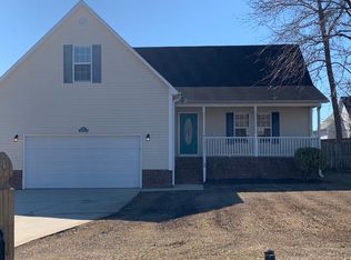 88 Mosby Ln, Spring Lake, NC 28390