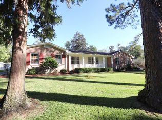 1206 Lake Dr, Valdosta, GA 31602
