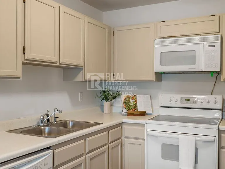 7006 E Dry Creek Pl — Photo 36
