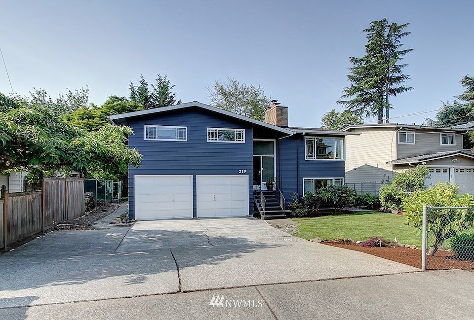 1st image of 219 NE 91st St
