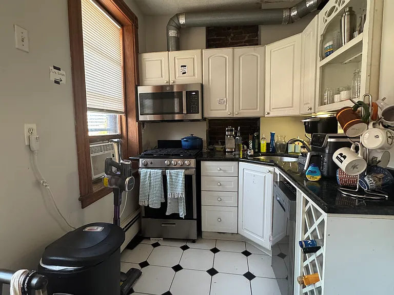 41 Garden St #10T — Photo 12