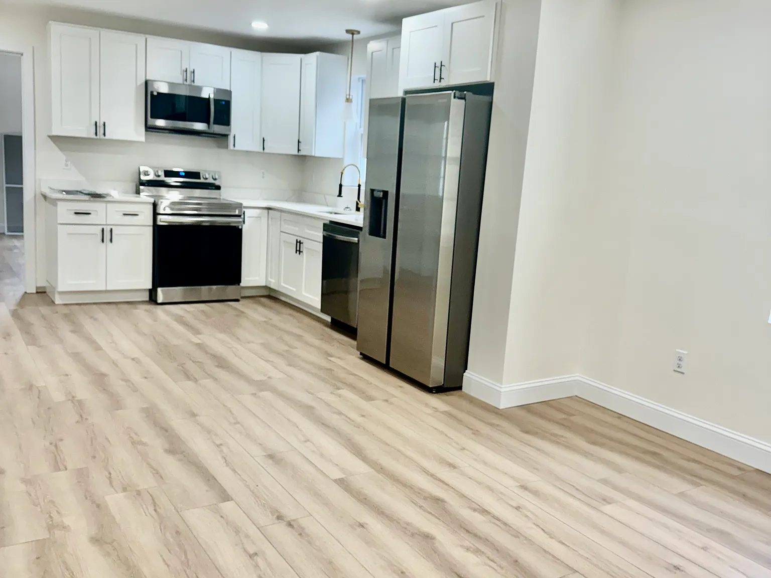 52 Zone St — Photo 4