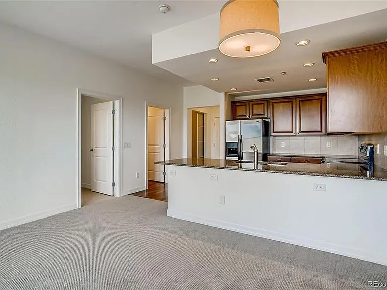 2200 S University Blvd #516 — Photo 2