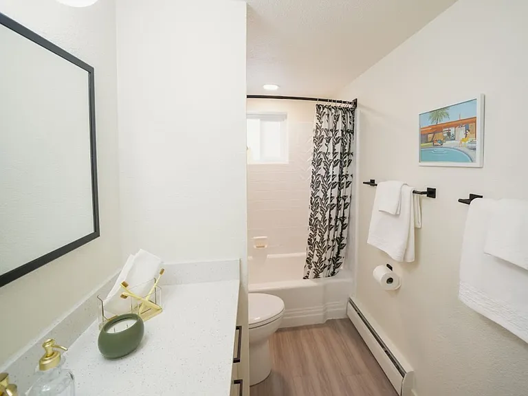 Valli Hi Apartments — Photo 63