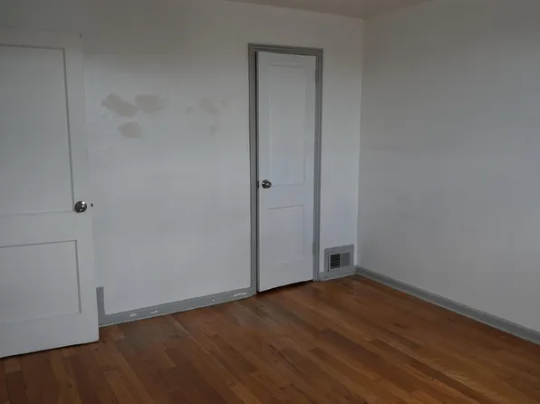 323 Stevens Avenue image 10 of 30