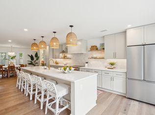 1573 Hutton Pl, Charleston, SC 29407