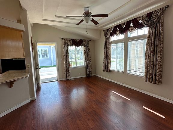 5th image of 1201 W Valencia Dr Space 77