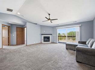 4525 1st Ave SW UNIT 10, Cedar Rapids, IA 52404