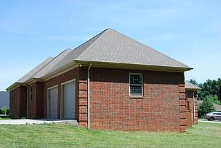 2nd image of 39 Liz Ln