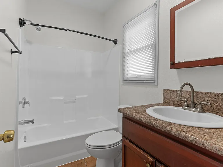 526 Magnolia Avenue — Photo 15