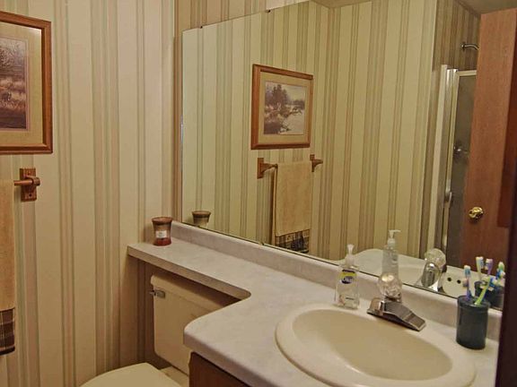 Master Bath w/Shower