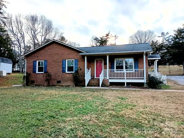 212 Camp Rotary Rd, Gastonia, NC 28052