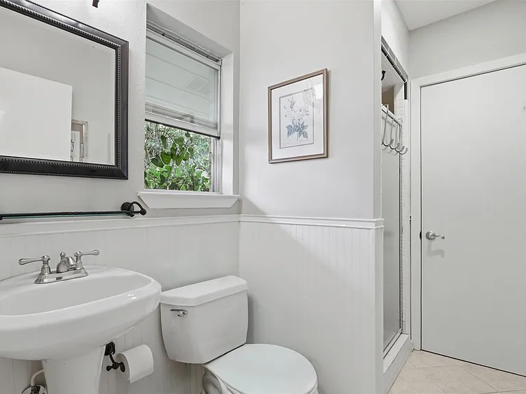 6808 Mesa Dr — Photo 11