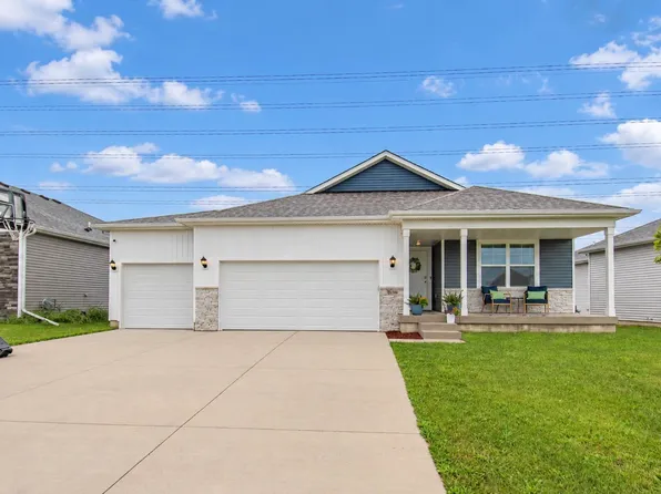 15206 Ironwood Ln, Grimes, IA 50111
