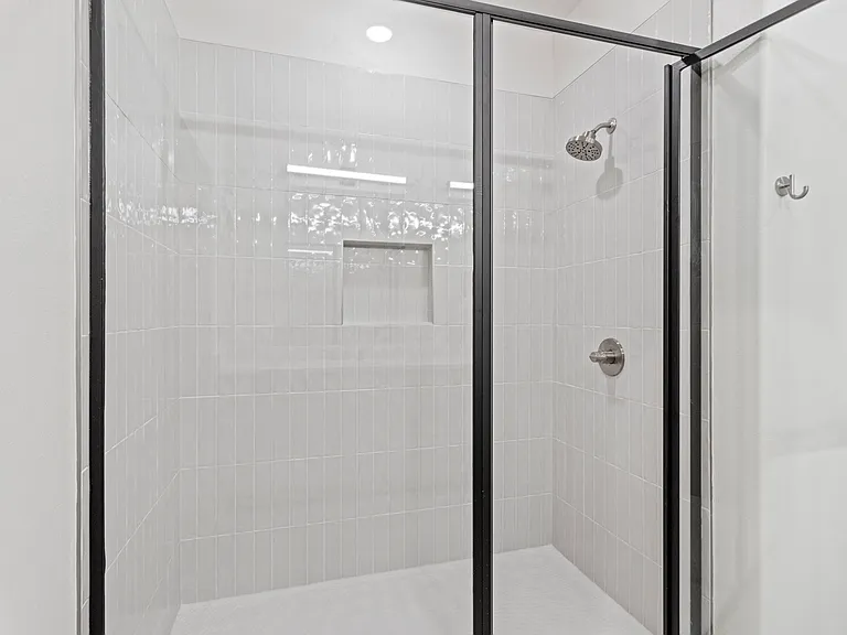 6858 Lazy Vale Ct #200 — Photo 9