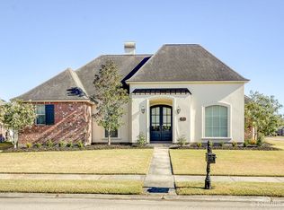 3351 Shadow Hill Dr, Baton Rouge, LA 70816