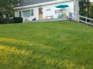 285 Cemetery Rd, New Lebanon, NY 12125