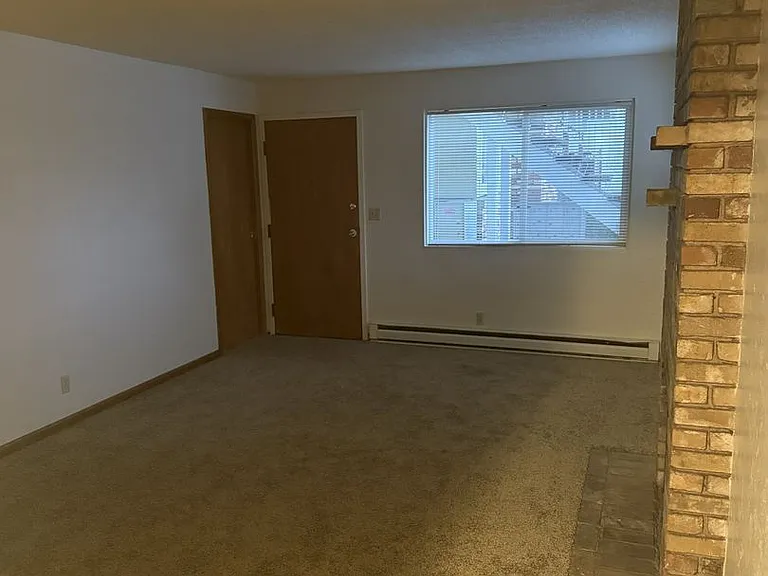 310-Colony Apartments — Photo 26