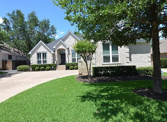 2nd image of 8008 Bottlebrush Dr
