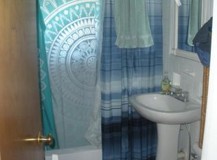 199 Chesnut Hill Ave #1M, Hinsdale, MA 01235