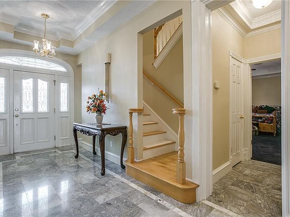 2nd image of 10548 Kitsee Knoll Way