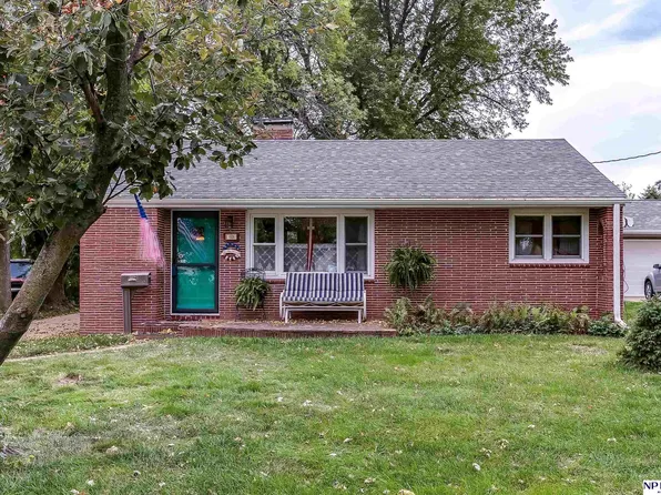 1029 South St, Blair, NE 68008