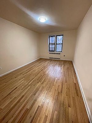 5th image of 64-41 Saunders St #50