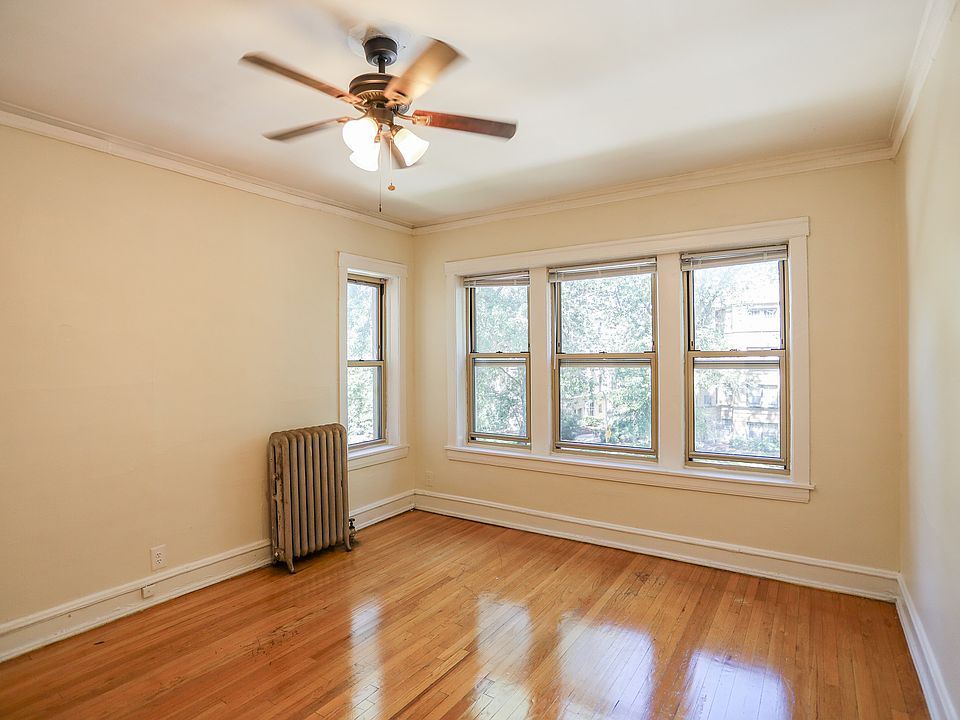 1st image of 1357 W Greenleaf Ave APT G