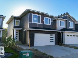 3309 Chickadee Dr NW, Edmonton, AB T5S 0K9