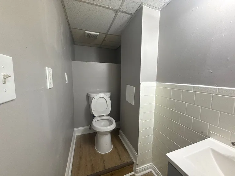 7930 Kavanagh Rd — Photo 11