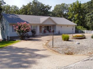 6319 Red Barn Rd, Osage Beach, MO 65065