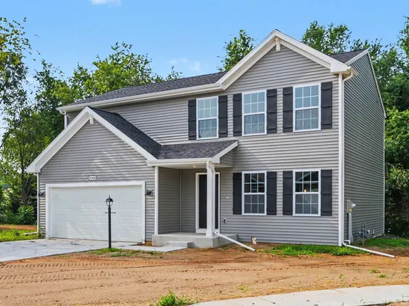 26896 McArthur Ct, South Bend, IN 46628
