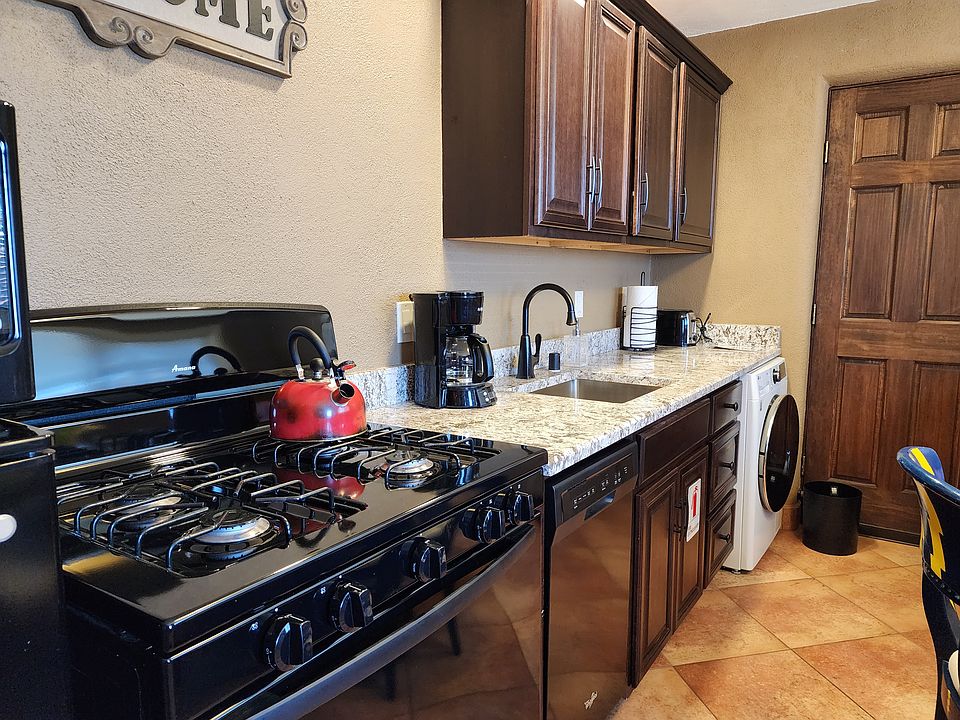 1st image of 1506 Agua Fria St #1B-1BA-500SQFT