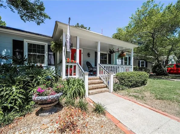 4 York Place, Mobile, AL 36608