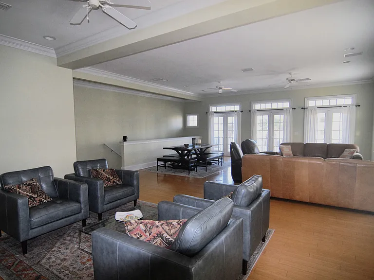 365 S Fletcher Ave — Photo 5