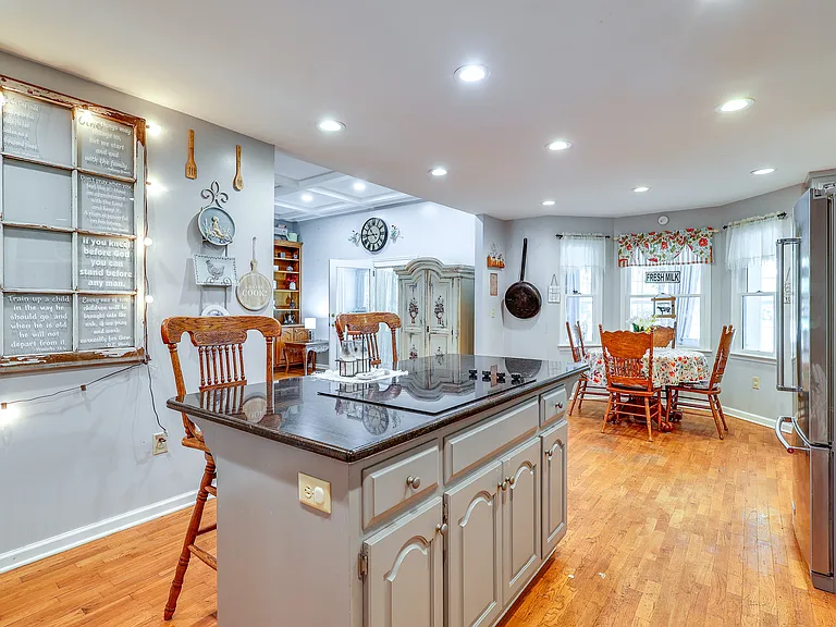 721 Duncan Rd — Photo 34