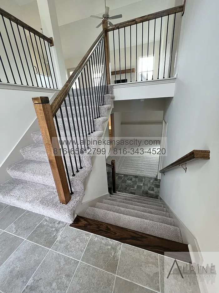 4 bed, 3.0 bath, 2250 sqft, $2,550 — Photo 3