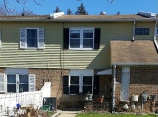 20 Hollybrooke Dr, Langhorne, PA 19047