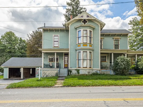 41 Park Ave, Brockport, NY 14420