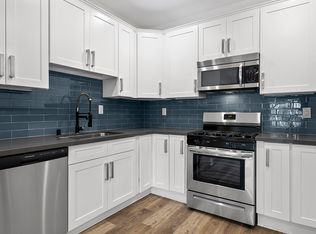 Clarington Court, Los Angeles, CA 90034