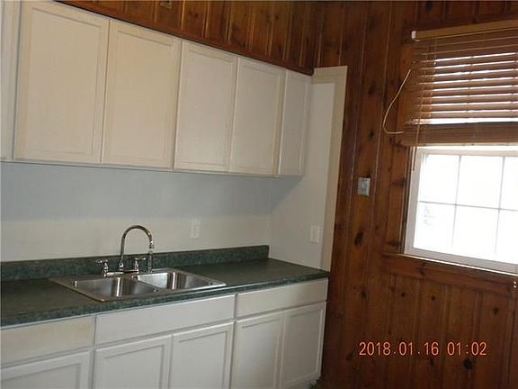 4th image of 529 Park Blvd
